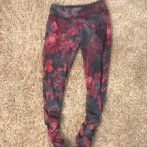 KIRAGRACE Ruched Tights